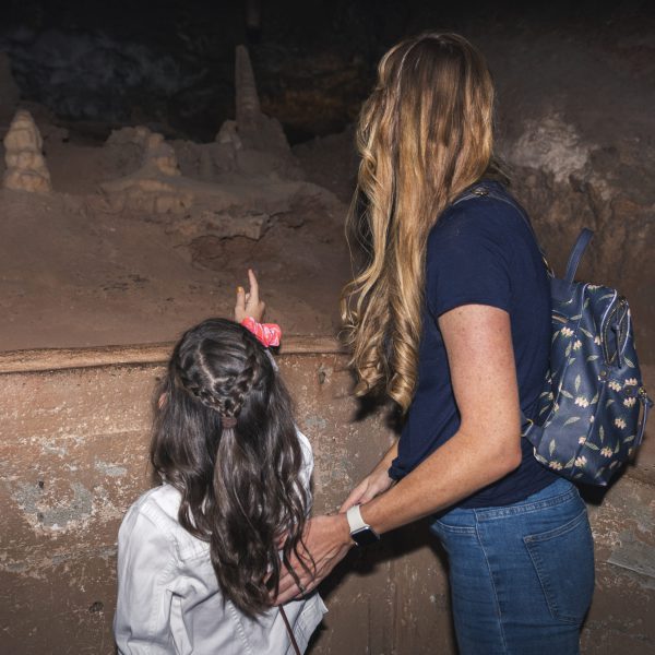 Mother Daughter in Cave_09-15_007